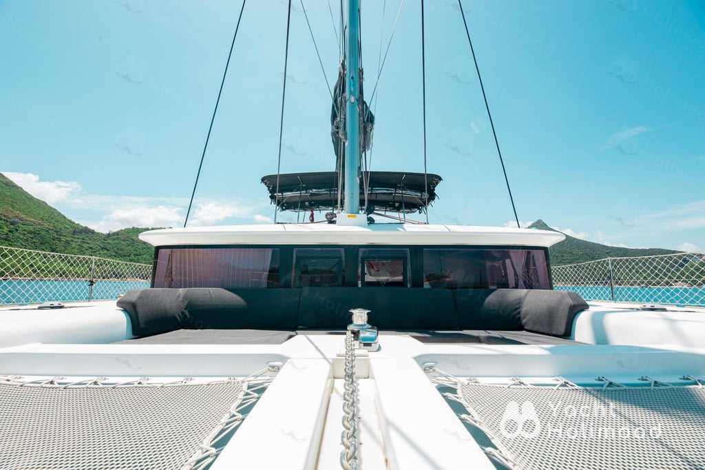 SL01 Catamaran Charter Package 4/8 hrs (Include water toy) 4