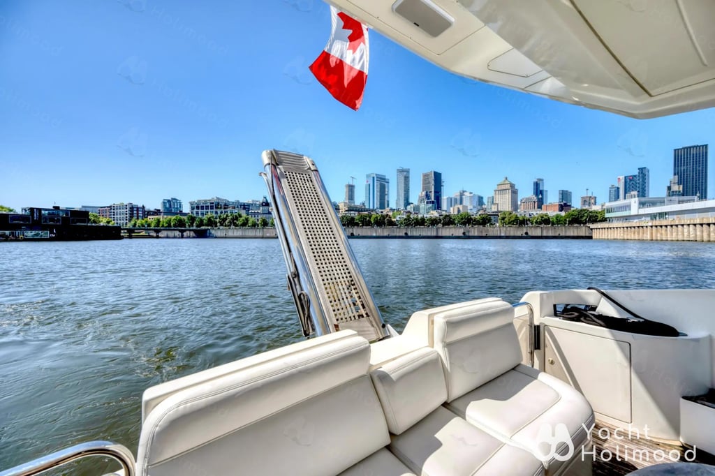 MT02 Yacht Charter Service 3
