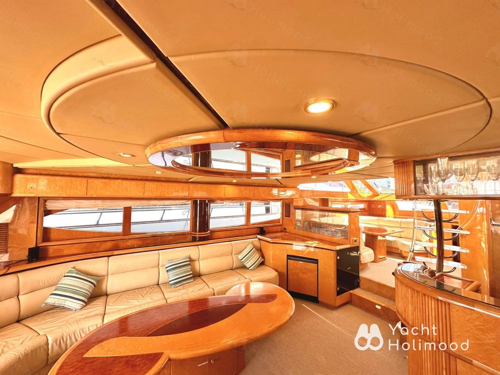AZ02 City Night charter Luxury Yacht [Victoria Harbour landing and boarding] 22