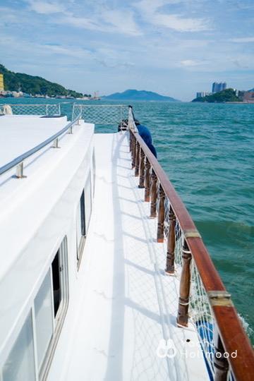 SL11 [王牌] 经典游艇全包套餐 (送餐饮及水上玩具，丰富奖品!!)  12