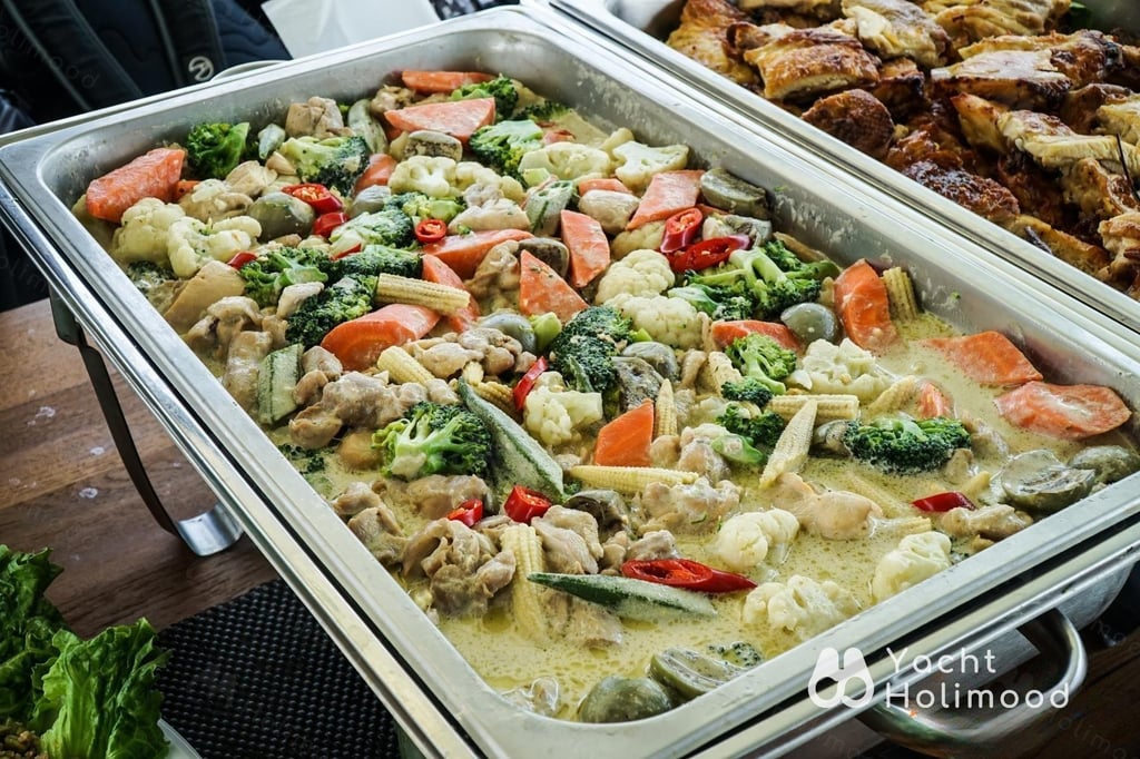 AB01 晚间维港游 饮品及自助餐全包 $680/位起 10