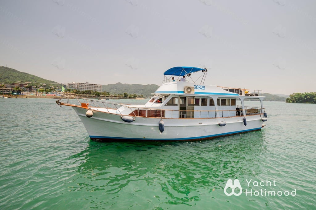 PA01 All-inclusive Party Junk Package with Speedboat, Lunch & Water Activities 1