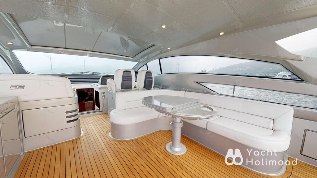 NW04 City Day Charter Luxury Yacht 8