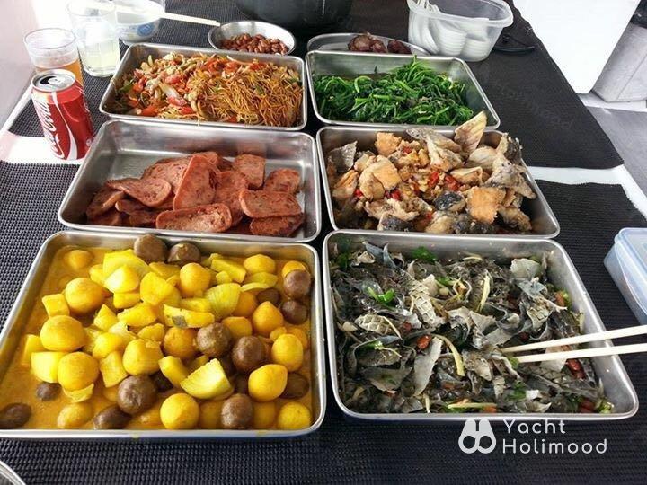 SA01 晚间4小时游艇出租 (可加船上即煮海鲜大餐） 20