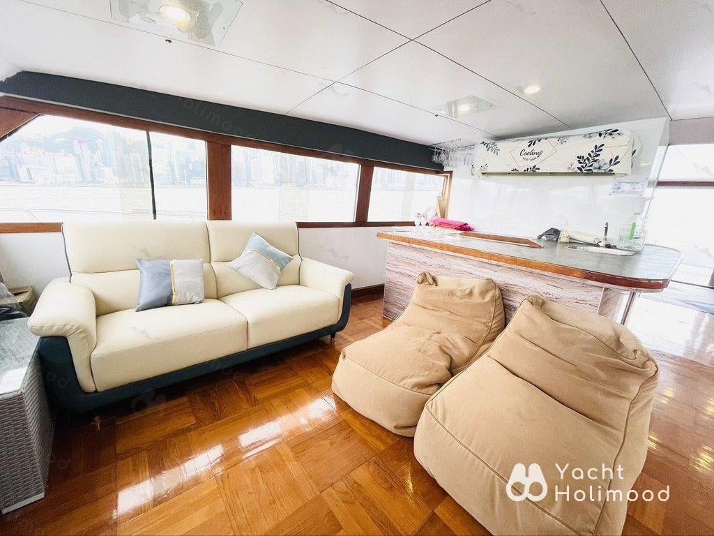 MZ01 City Night Charter Cruiser  11