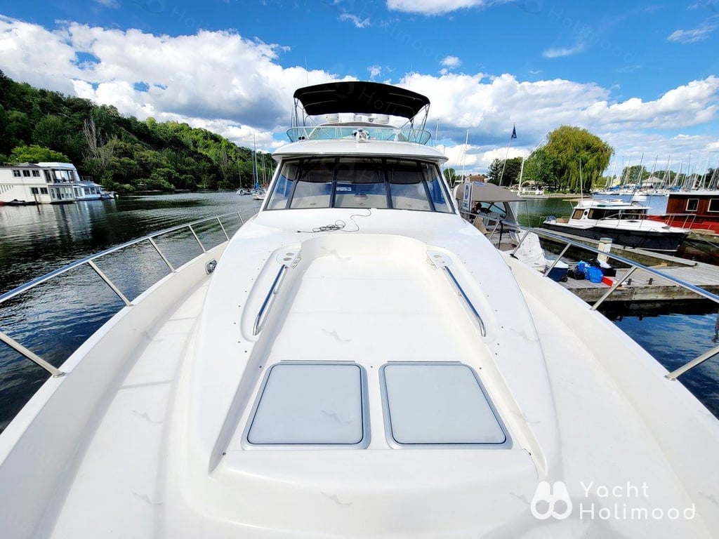 TR01 4 Hour Yacht Charter 6