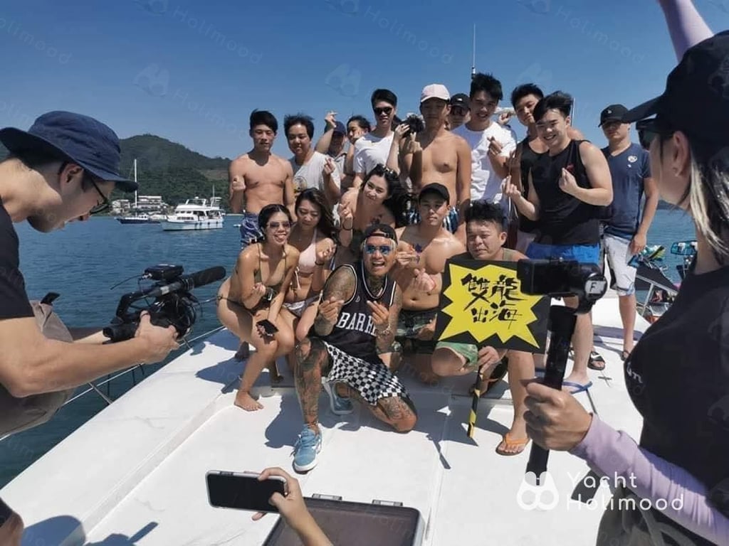 BC01 西式遊艇釣墨魚/ Party Room - 可加$1000換購海鮮晚餐 7