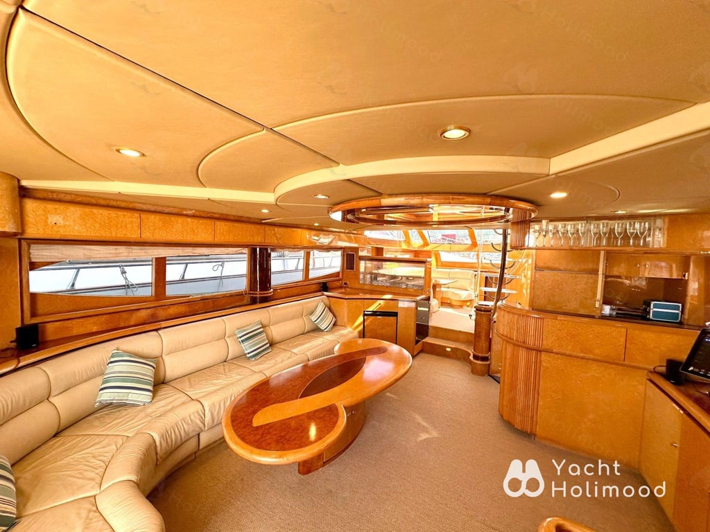 AZ02 City Night charter Luxury Yacht [Victoria Harbour landing and boarding] 9