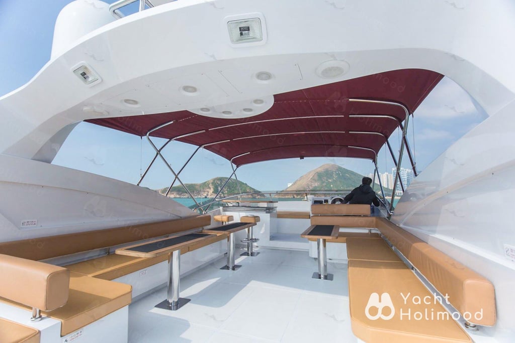 ME01 Tailor-made 92-Fleet Luxury Yacht service (with 6 Staff Members Serving) 48