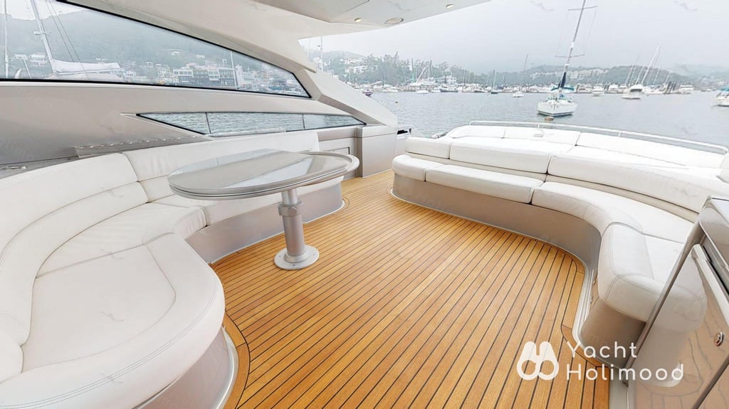 NW04 City Day Charter Luxury Yacht 9