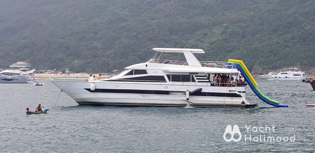AD02 Western Cruiser Day Charter (Optional BBQ/Floating mats/ Inflatable slide/ Water trampoline) 1