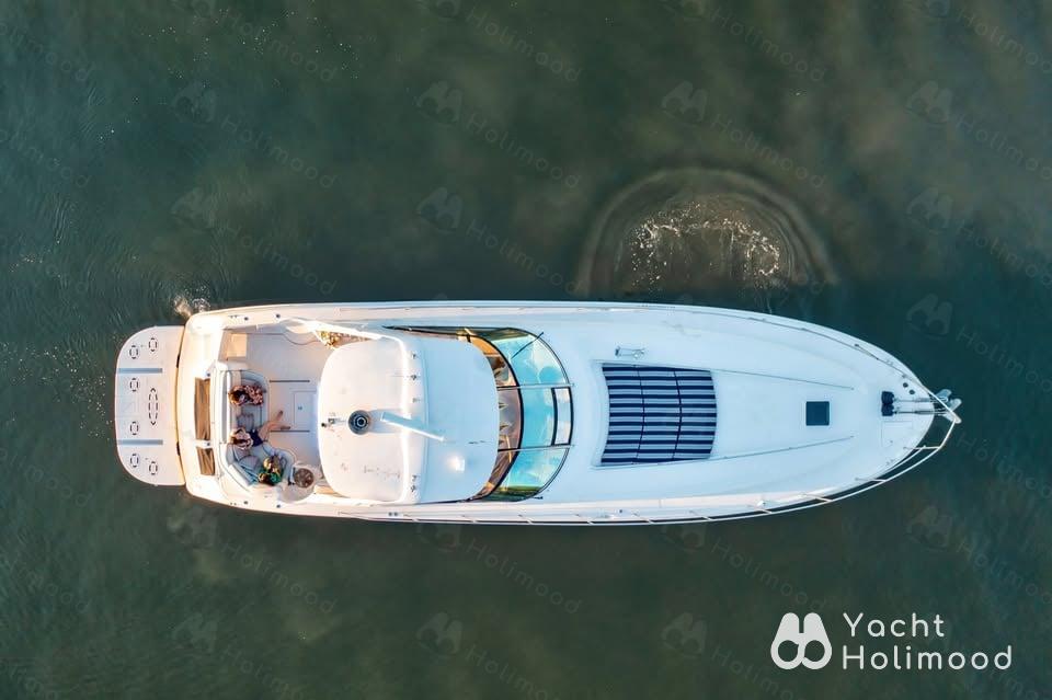 TR02 3 Hour Yacht Charter 4