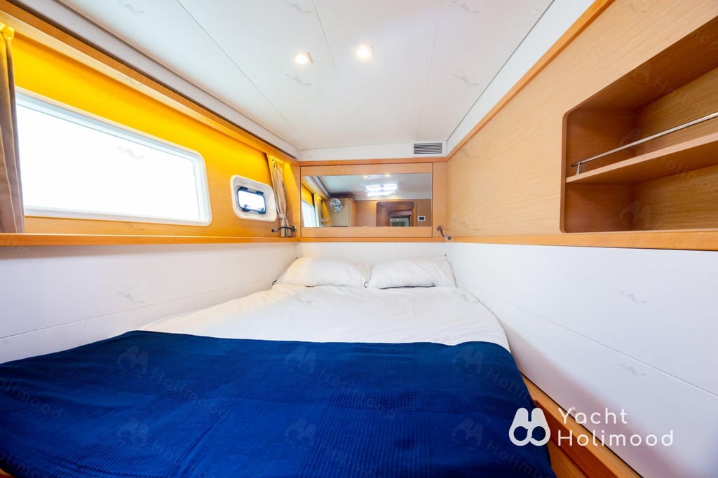 SL01 Catamaran Charter Package 4/8 hrs (Include water toy) 26