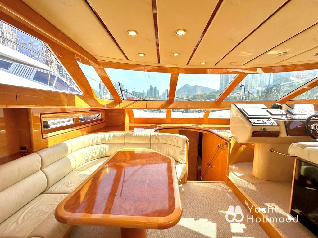 AZ02 City Night charter Luxury Yacht [Victoria Harbour landing and boarding] 5
