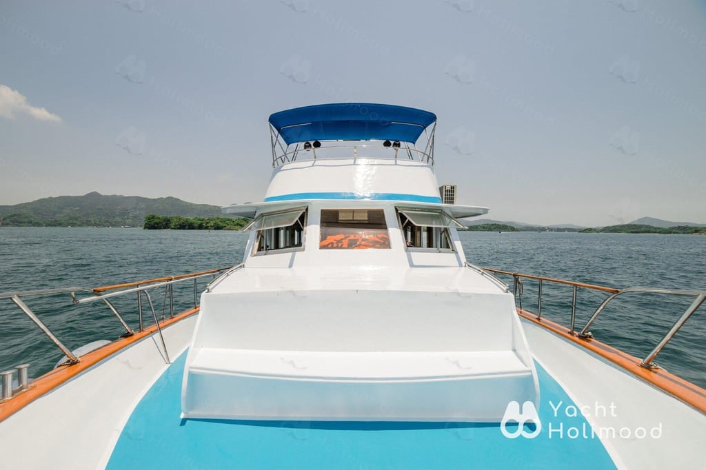 PA01 All-inclusive Party Junk Package with Speedboat, Lunch & Water Activities 6