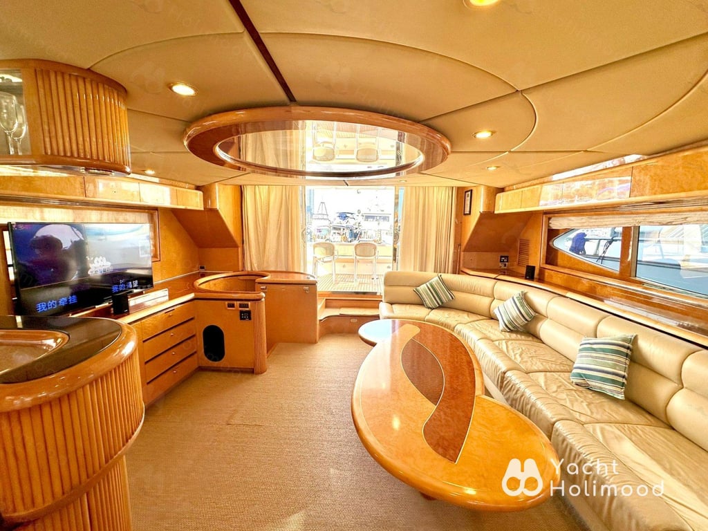 AZ02 City Night charter Luxury Yacht [Victoria Harbour landing and boarding] 8