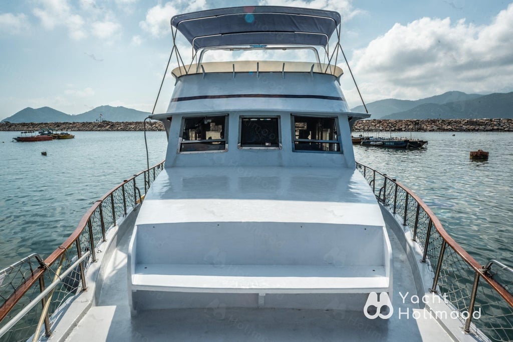 RS01 City Night Charter Junk Boat 3