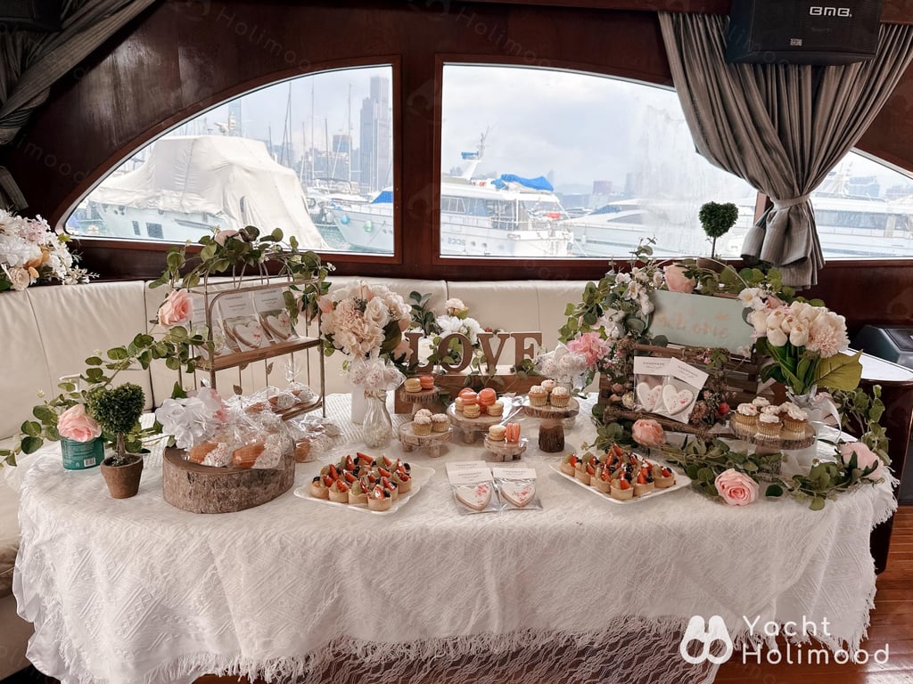 HC02 [Signature] 浪漫海上婚禮｜極致唯美婚禮佈置｜法式輕食｜香檳祝酒 6
