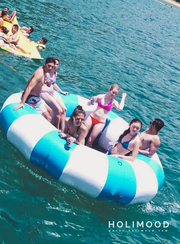 KY01 Jumbo Party Boat Day Rental (With Bar Table, Reheat Facilities) 12