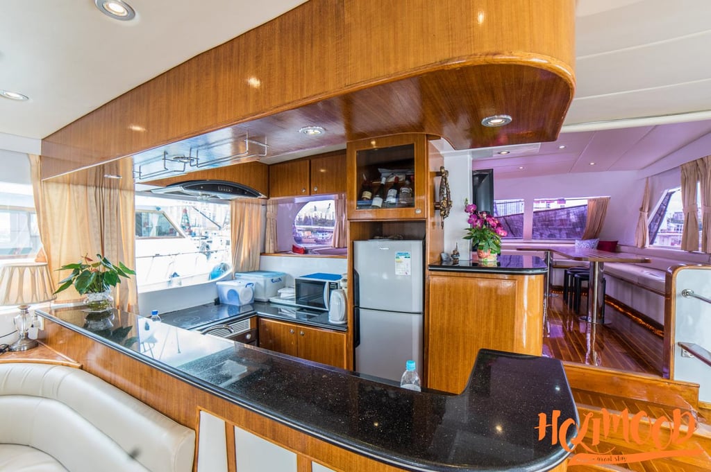 KY01 Jumbo Party Boat Day Rental (With Bar Table, Reheat Facilities) 16