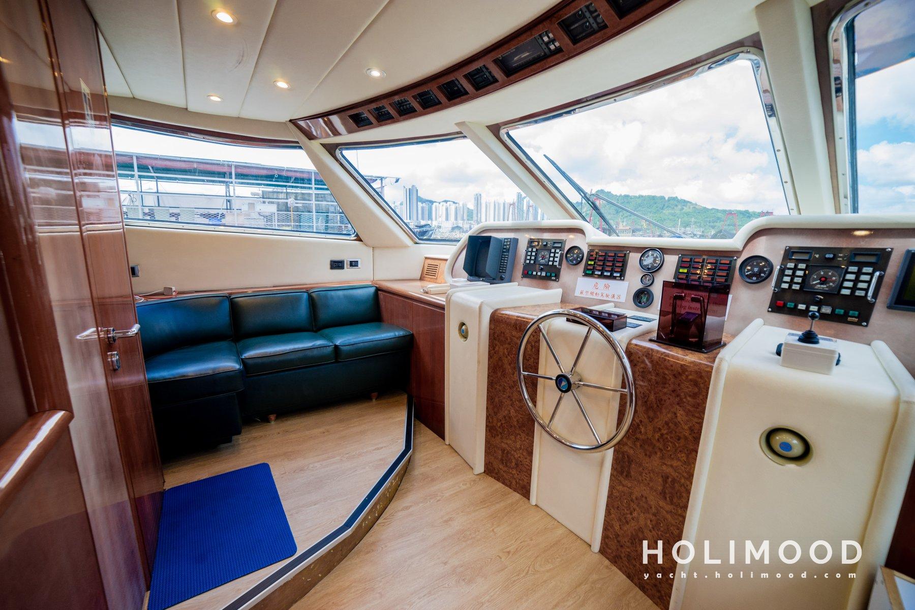 AD01 Luxury Yacht Night Charter (Karaoke, 55'TV, Optional BBQ on boat)   7