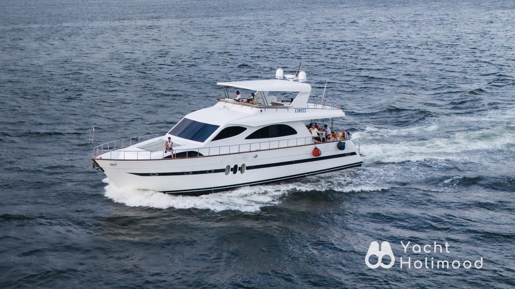 IE01 Luxury Cruiser Day Charter (Outdoor Sofa Area & Swimming Pool Options Available) 1