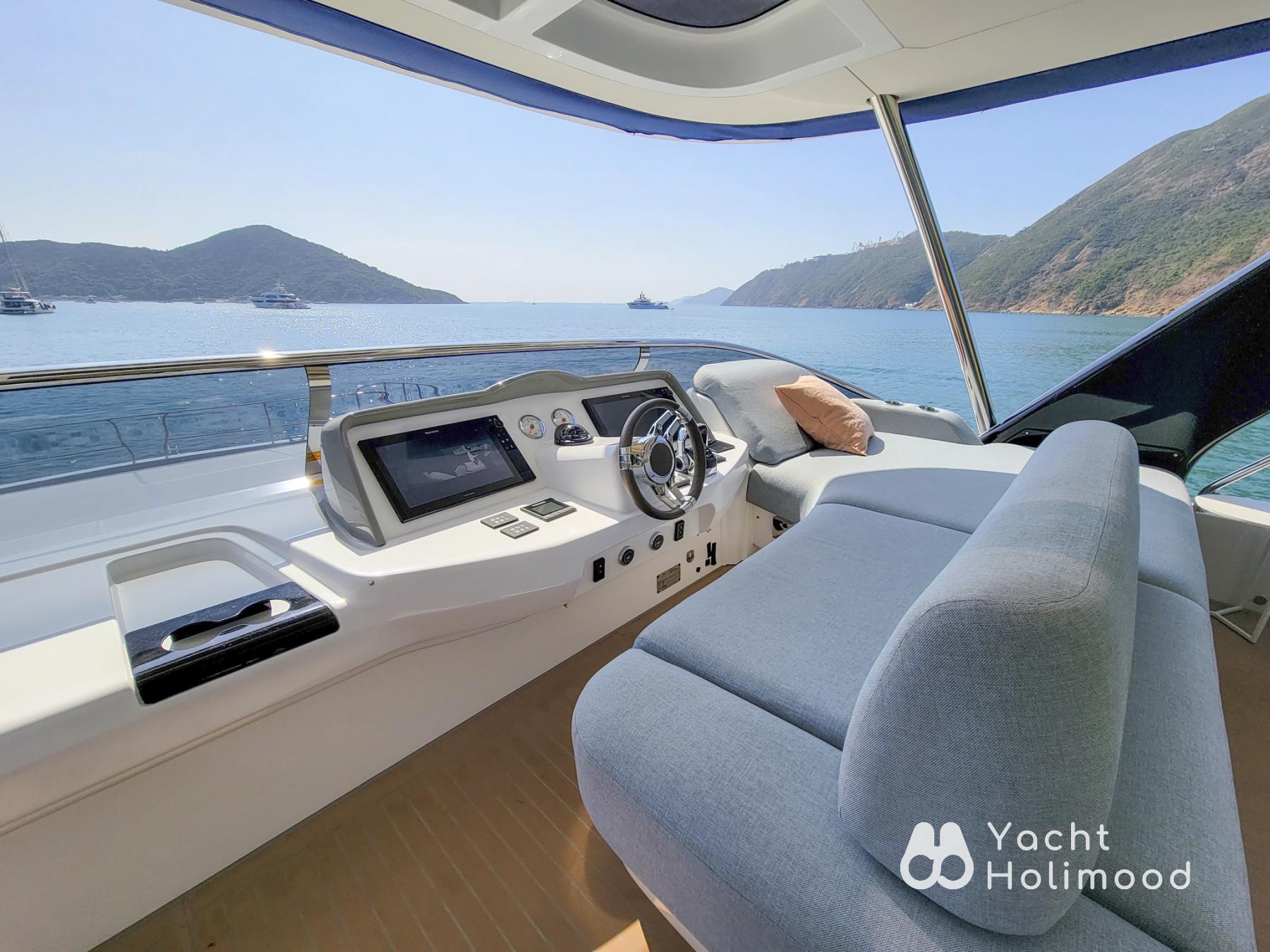 SI02 Brand New, Ultra-Spacious Lagoon 67 Custom Yacht Experience 15