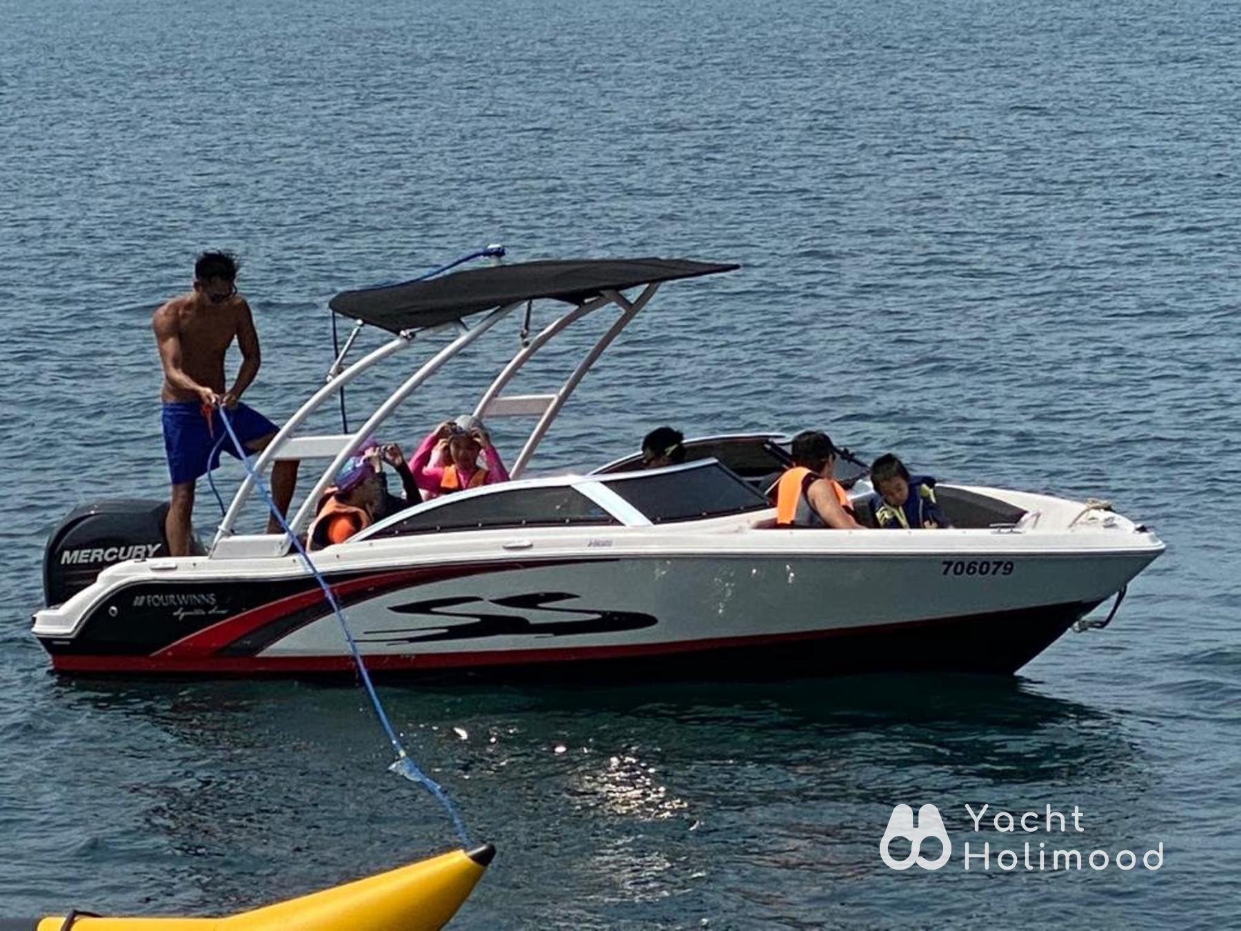 LE02 All-Inclusive Water Activity Yacht Party Package (Includes 6 water activities: Seabob Marine Propulsion, 5M Water Trampoline, and more) 32