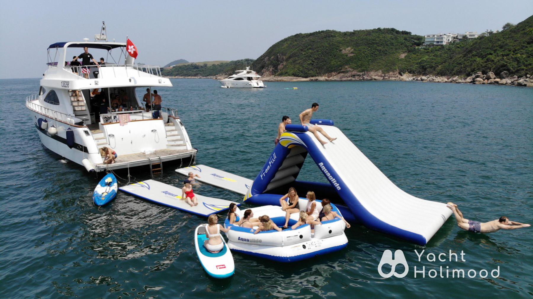 LE02 All-Inclusive Water Activity Yacht Party Package (Includes 6 water activities: Seabob Marine Propulsion, 5M Water Trampoline, and more) 4