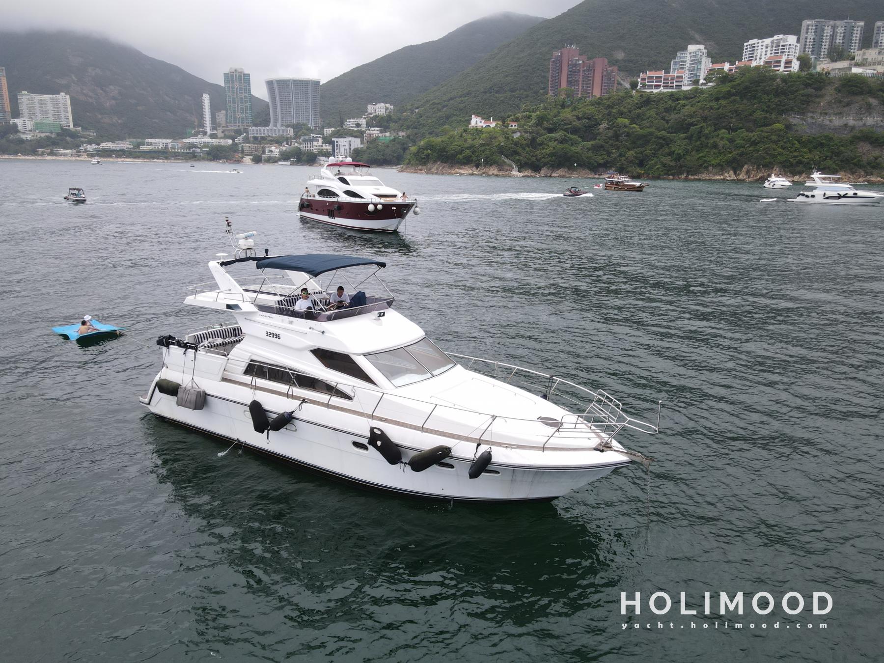 AA01 Day Charter Cruiser (Central / Tsim Sha Tsui Pick Up, Including Water Toys ) 5