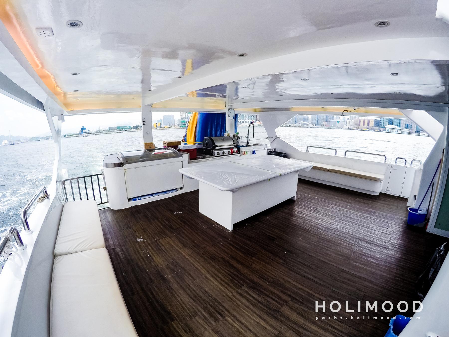 HF01  Sai Kung Day Charter Luxury Yacht 17