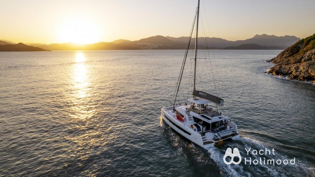 AM04 Luxurious customized catamaran Bali 4.8 - Happy Fifty - 8-hour charter experience  1