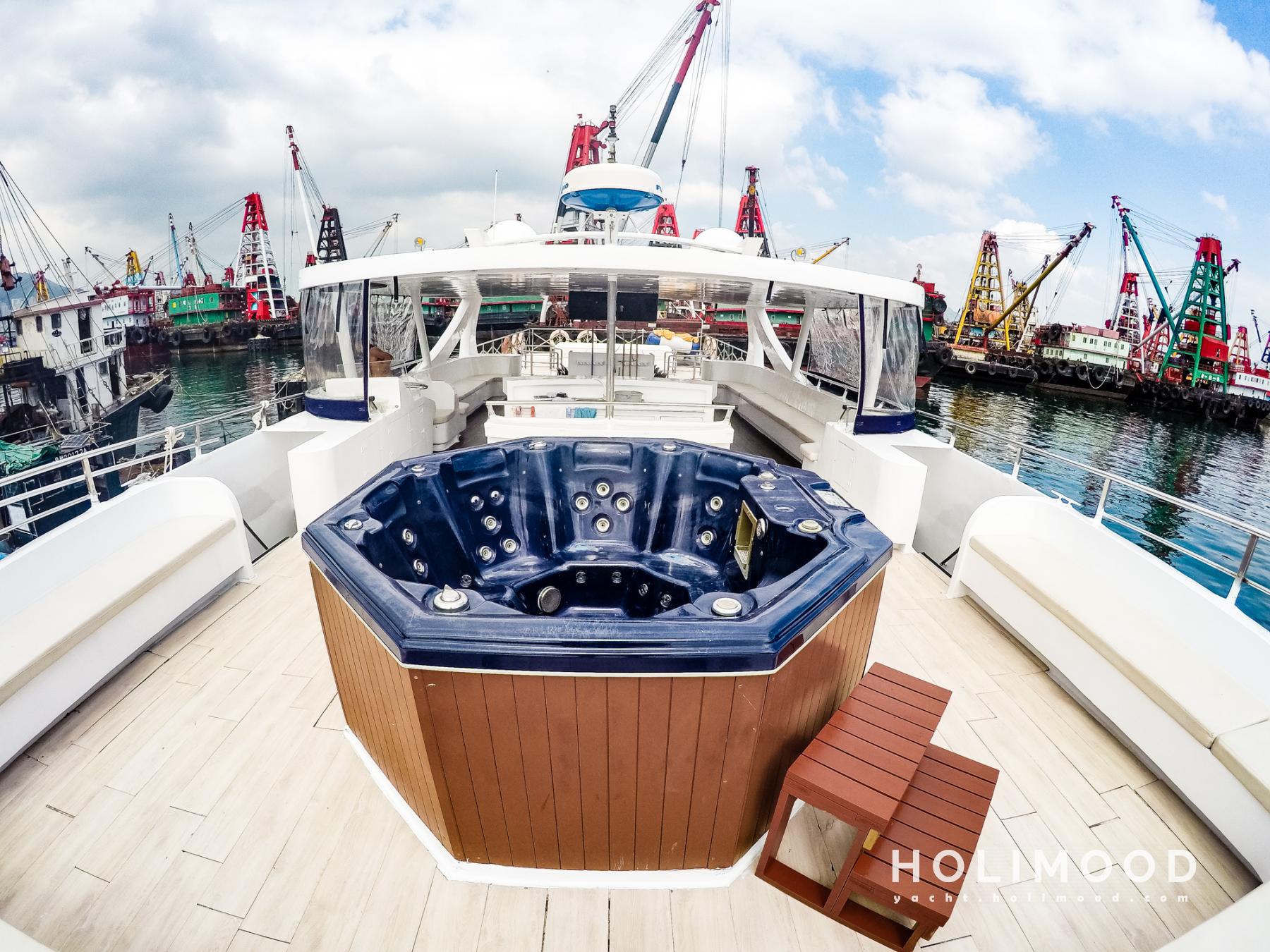 HF01  Sai Kung Day Charter Luxury Yacht 3