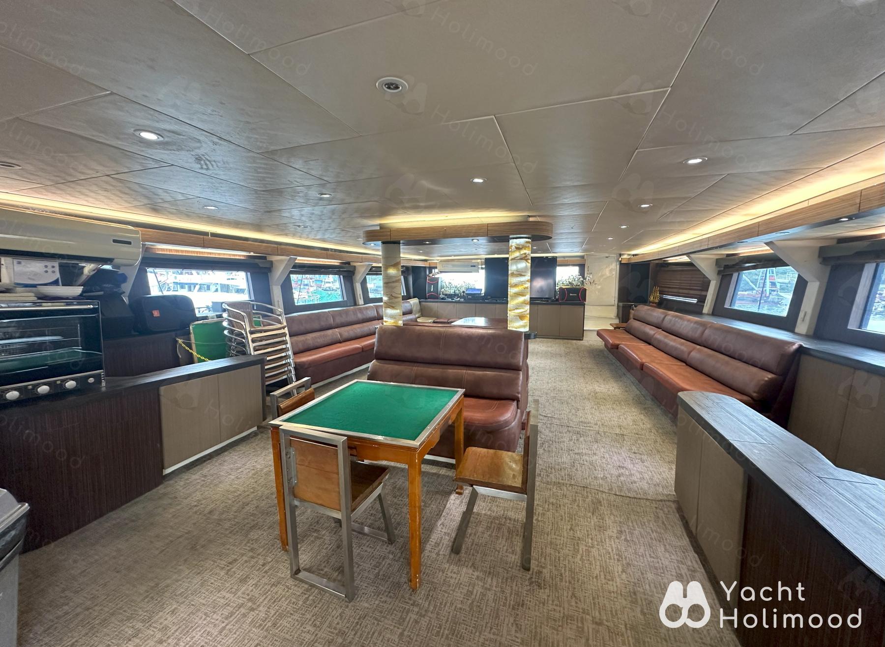 HF01  Mega Event Boat 8 Hour Charter  24