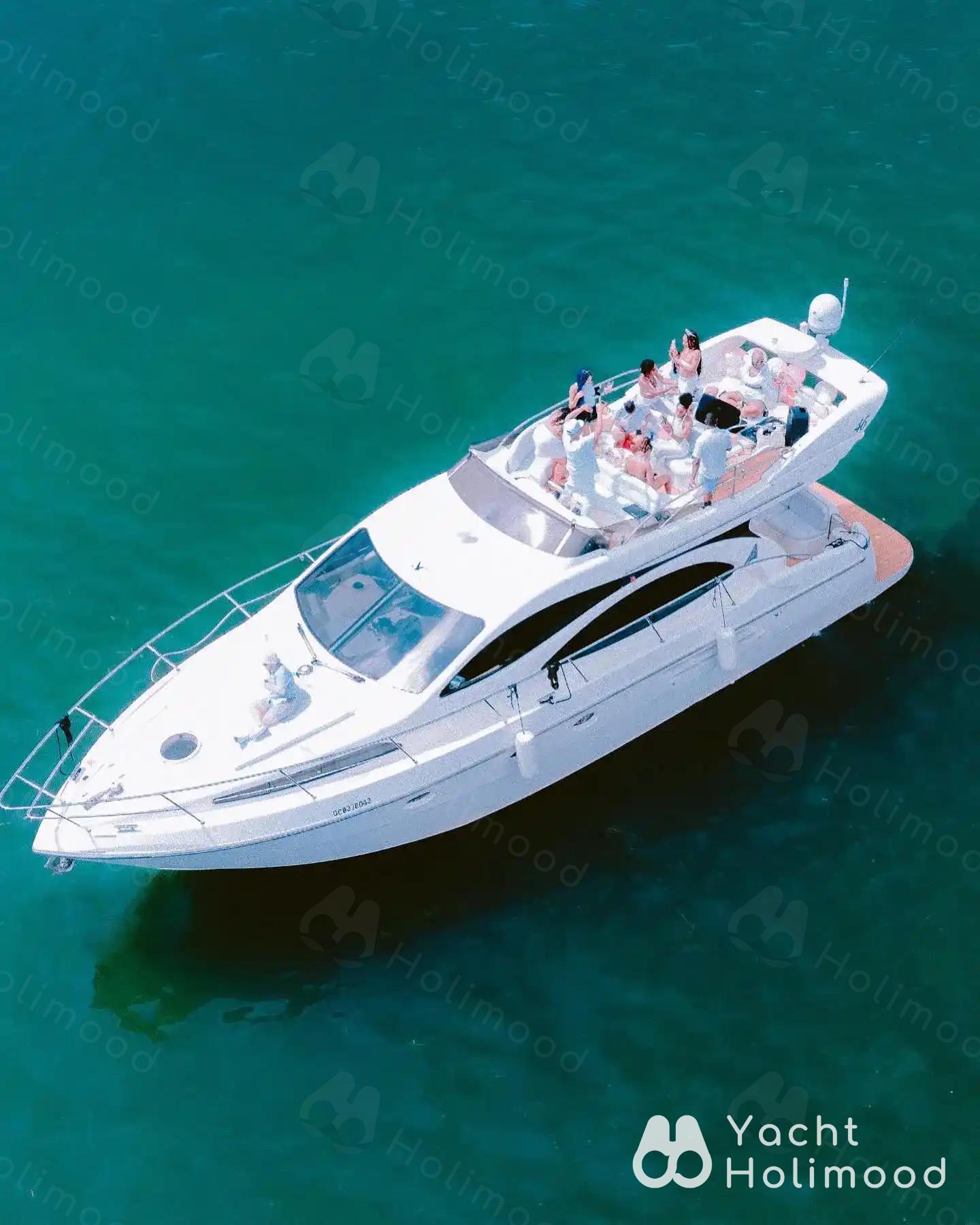 MT02 Yacht Charter Service 5