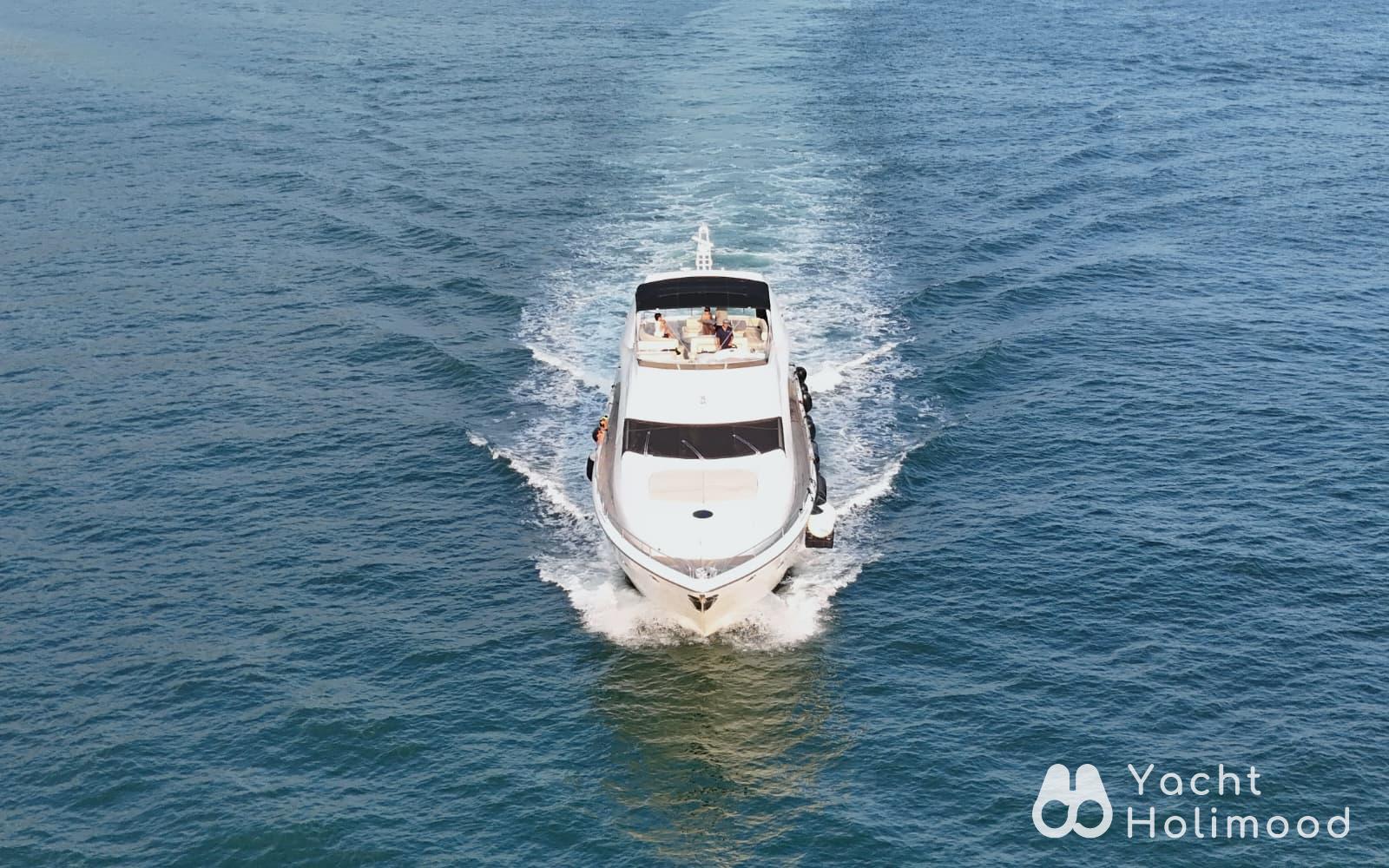SL06 【Flexibility】Deluxe British Yacht Cruise 4/8 Hours 3