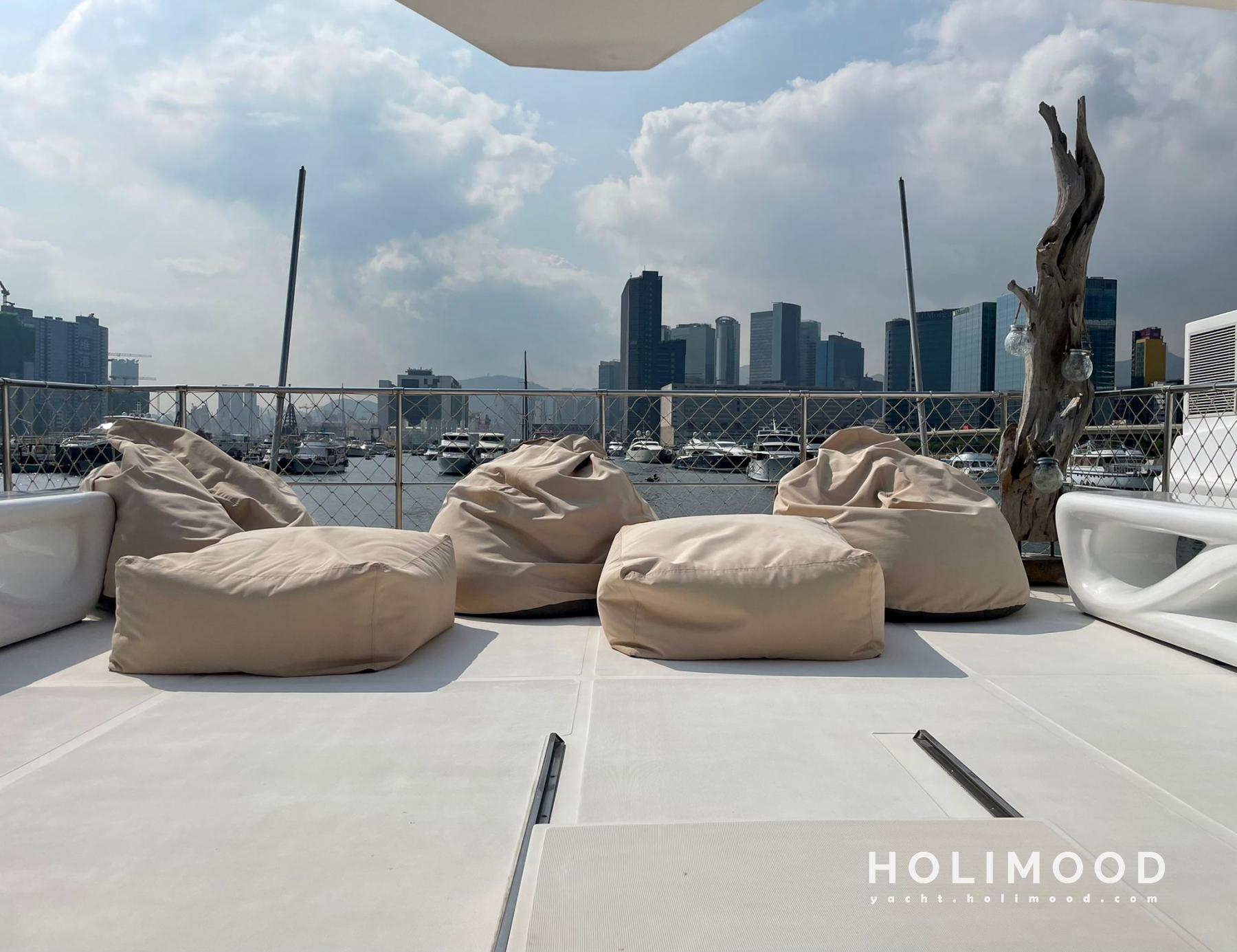 QY01 European style yacht for tailor-made Victoria harbour trip   (Tailor-made Birthday & Wedding service) 18