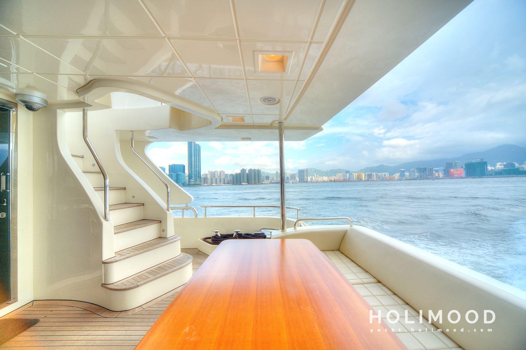 HN05 City Day Charter Luxury Yacht 8