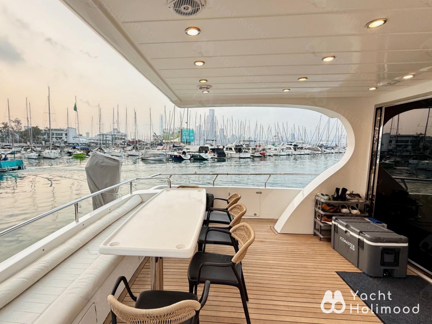 SL10 【New Arrival!】4Hour Cruiser Victoria Harbour/Three Major Bridges/Disneyland Night Tour 5