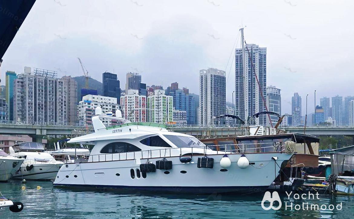 RB01 市區夜間高級西式遊艇4小時出租(可釣墨魚) 1