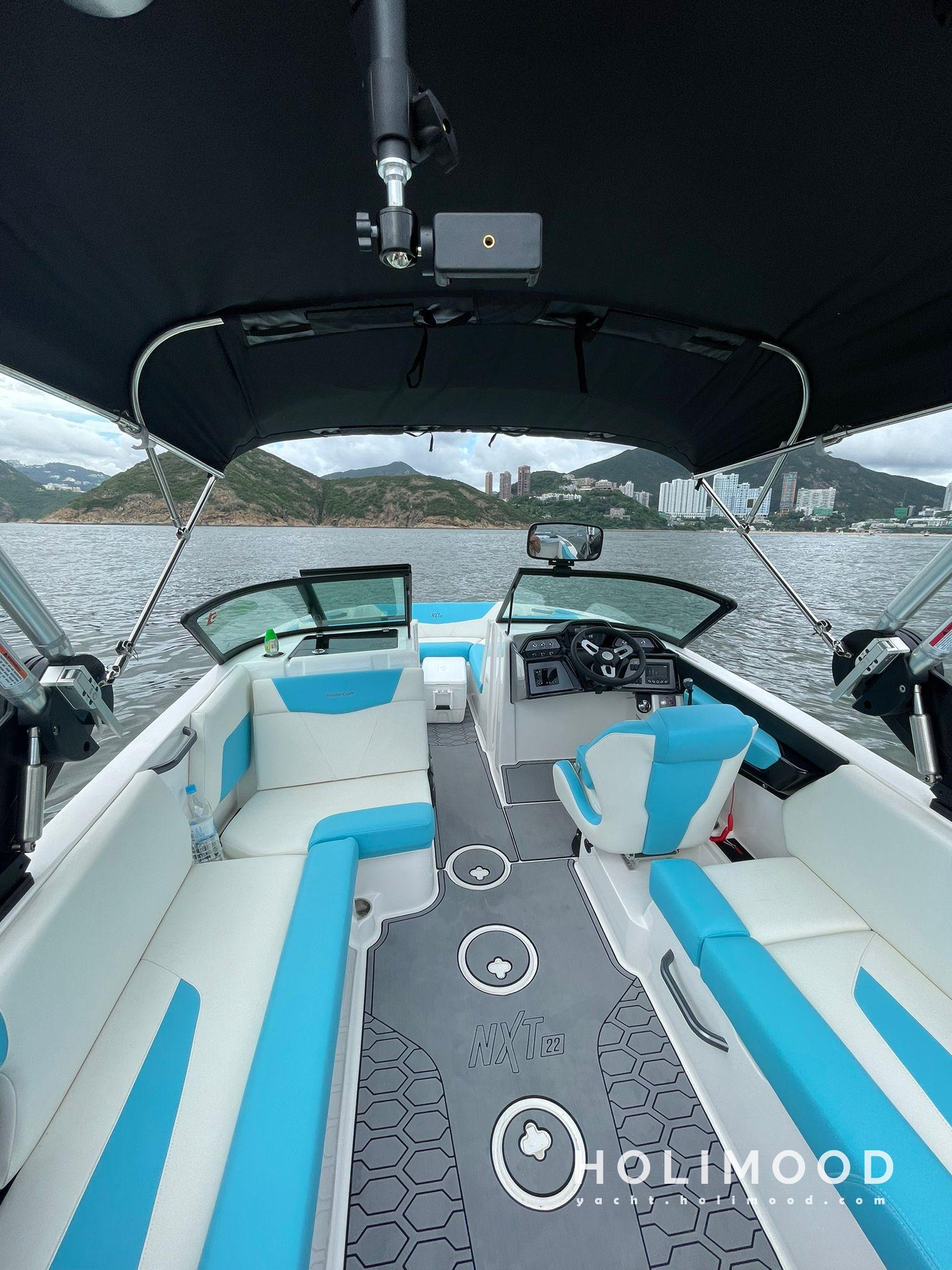 DP01 Repulse Bay 2022 New Wakesurf with One Coach & One Captain 4