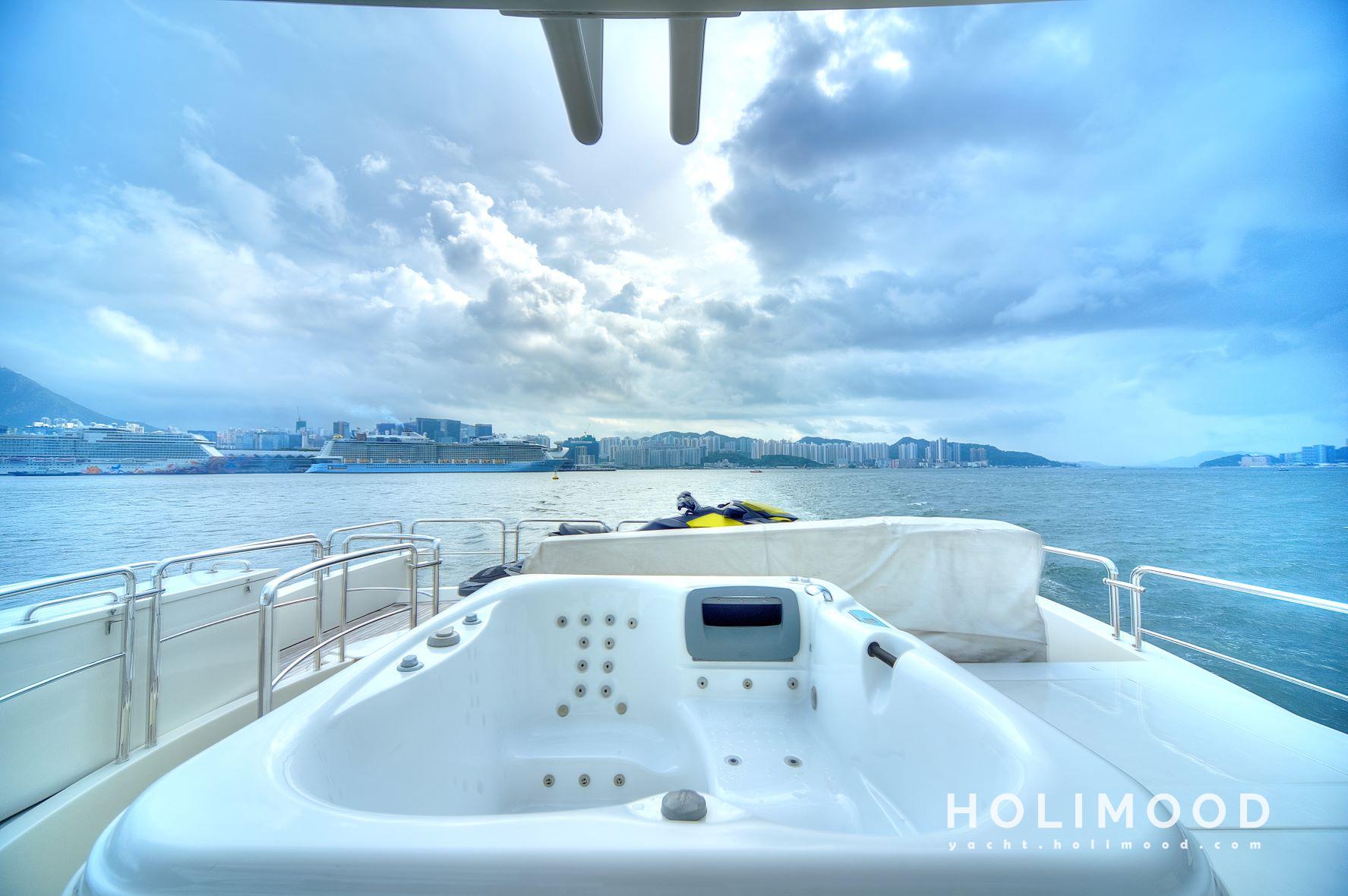 HN05 City Day Charter Luxury Yacht 7