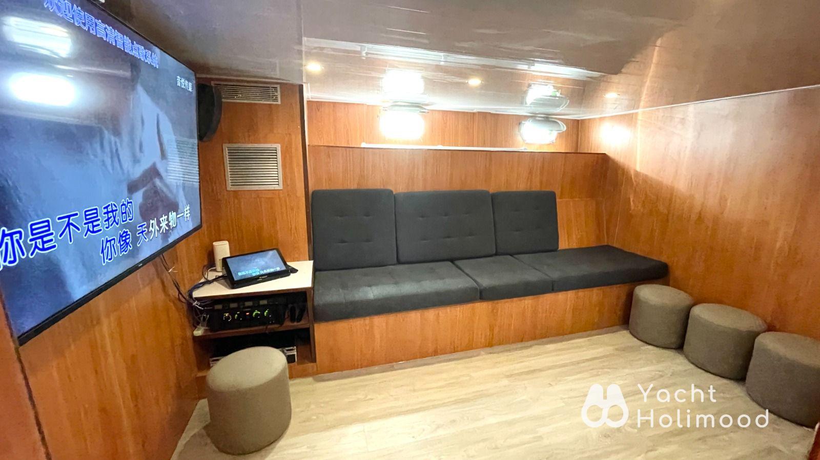 AZ01 City Night charter Luxury Yacht 16