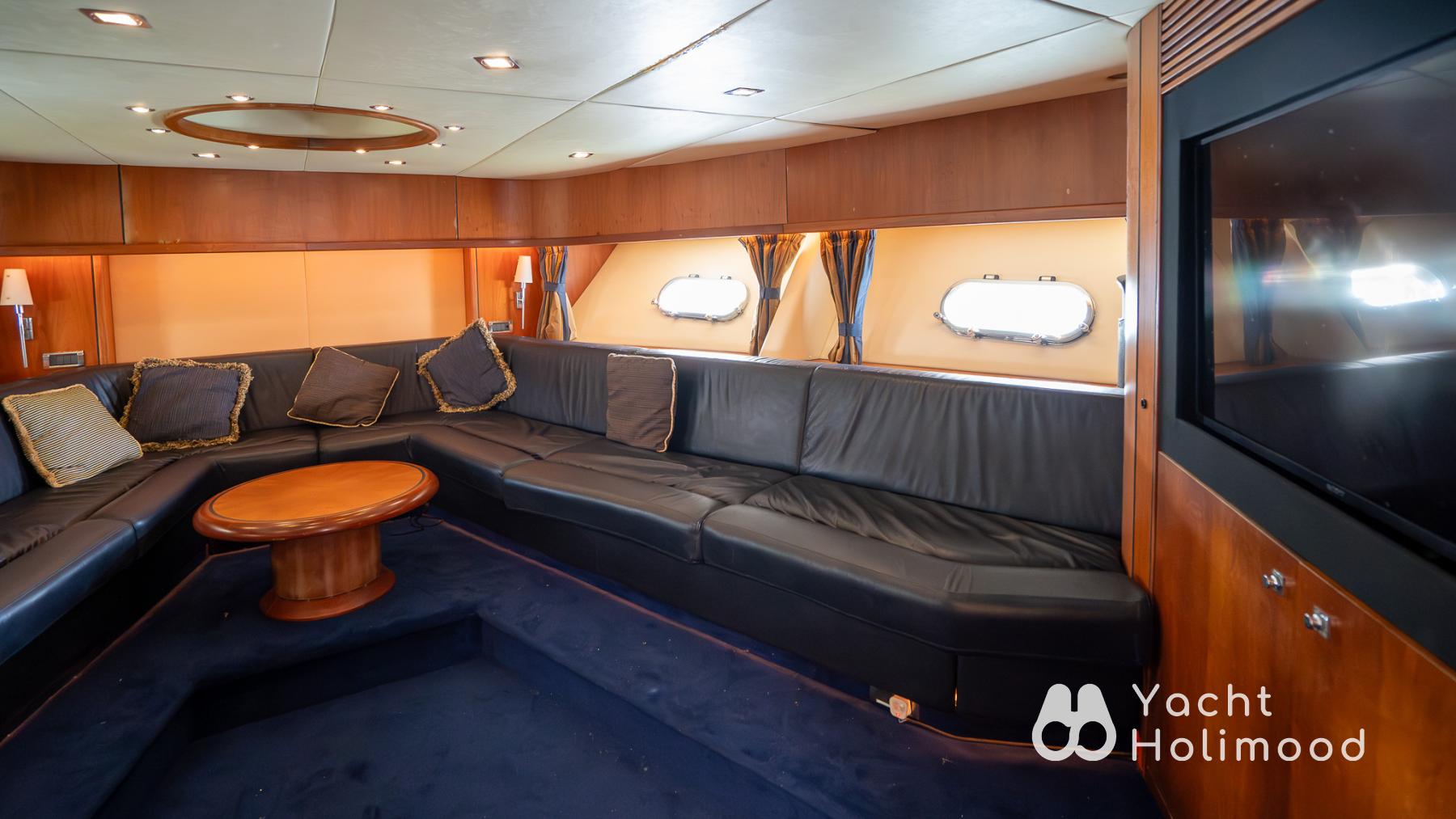 SL06 Luxury British Yacht Tailor Made Charter (6 hr up)  25