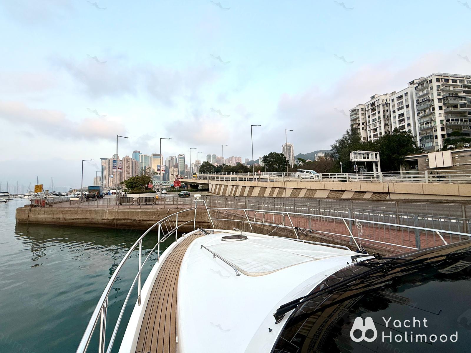 SL10 【New Arrival!】4Hour Cruiser Victoria Harbour/Three Major Bridges/Disneyland Night Tour 19