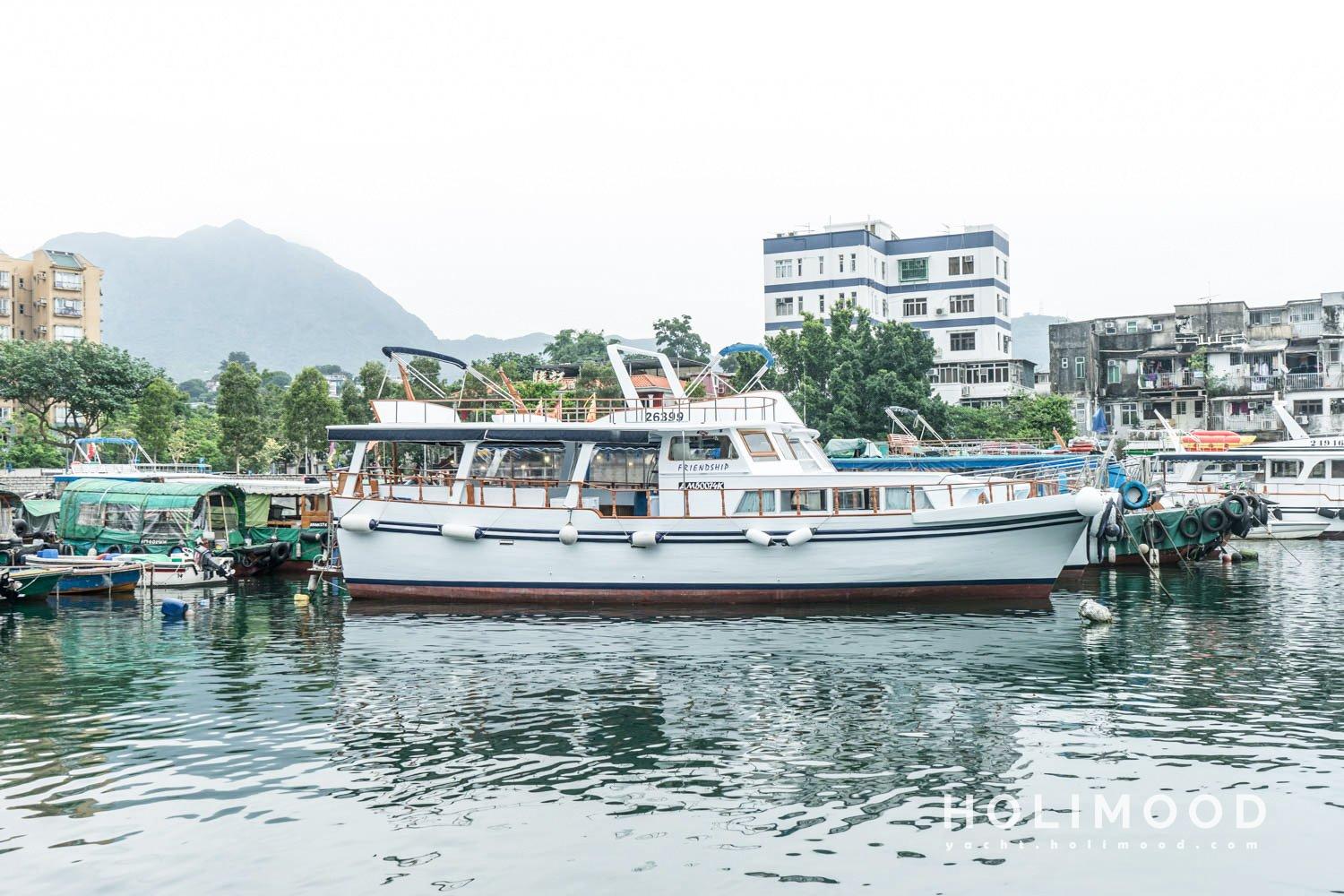 PI01 Sai Kung Night Charter Junk Boat 2