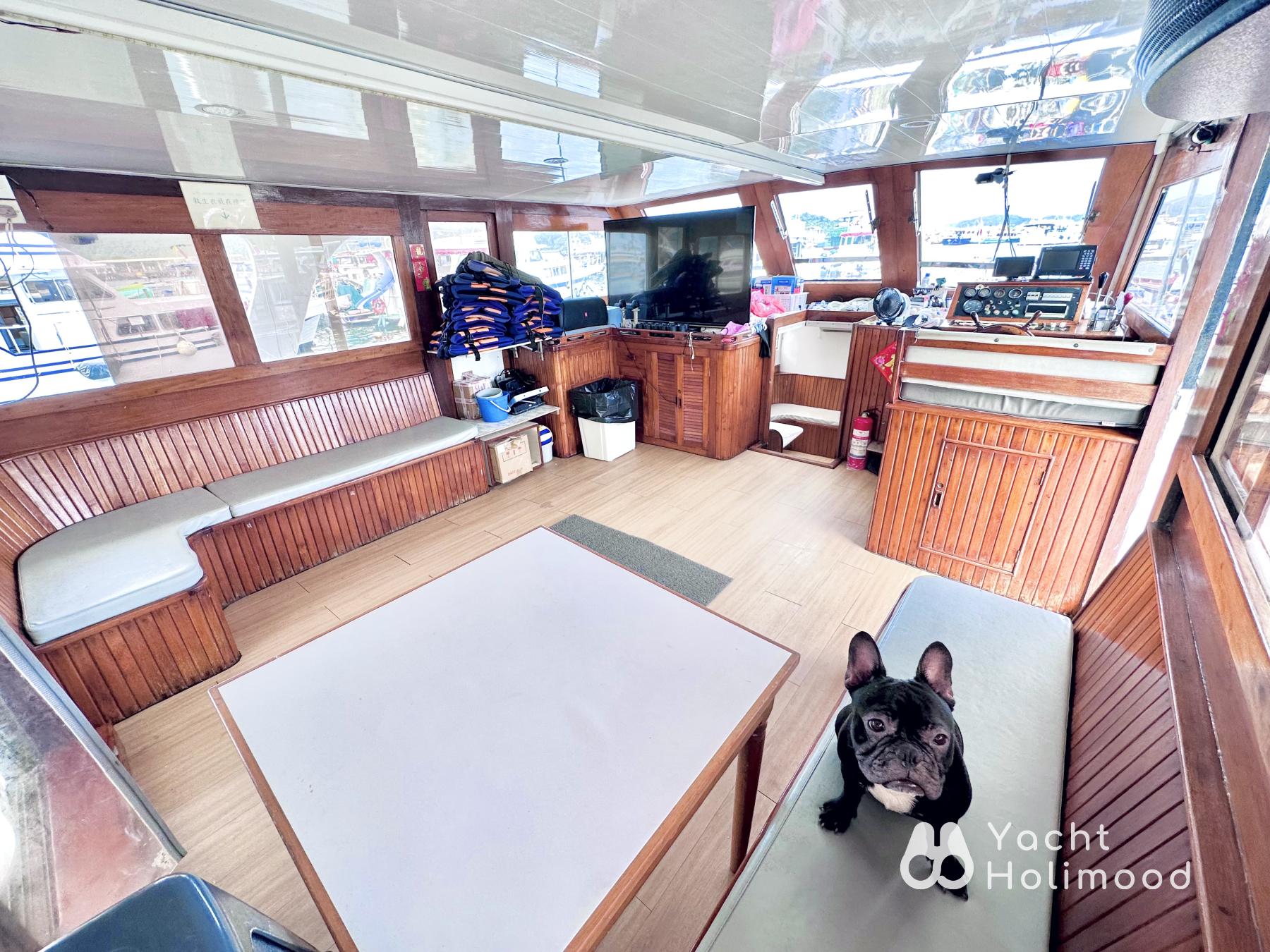 KV05 All-Inclusive Junk Party Package (Inc. Speedboat, floaties & lunch, pet friendly boat) 8