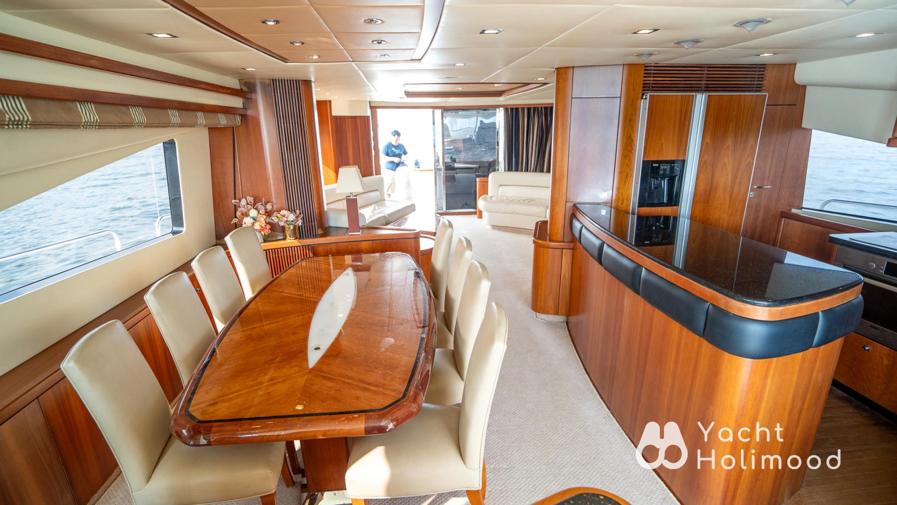 SL06 Luxury British Yacht Tailor Made Charter (6 hr up)  9