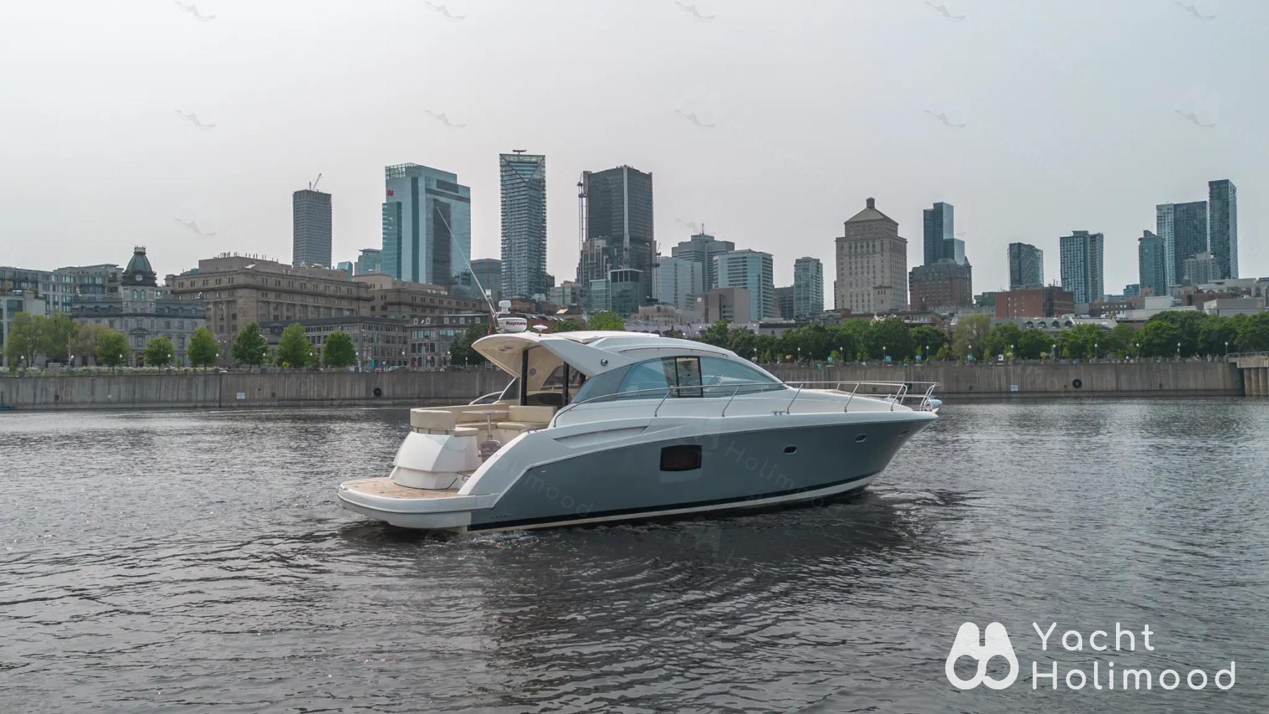 MT03 Yacht Charter Service 2