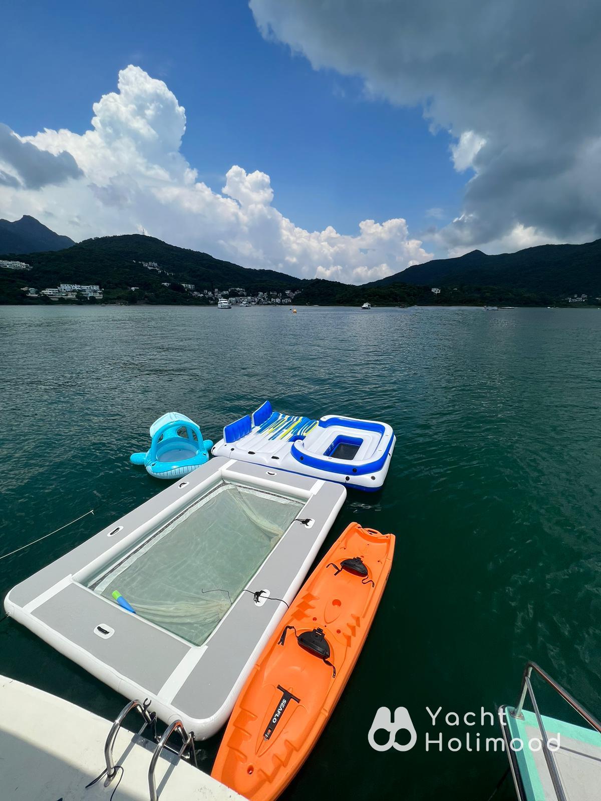 JW01 *The first choice for parents and children (equipped with life jackets and game equipment for children aged 3~12) feature Sai Kung Spacious House Boat （Swimming Pool & Wakesurfing options ava.) 18